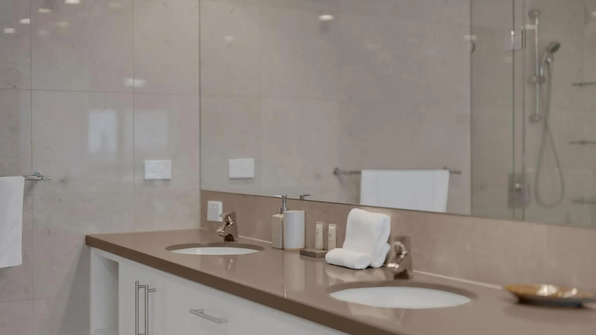 Apartman Serenity By Khove Gold Coast Ausztrália